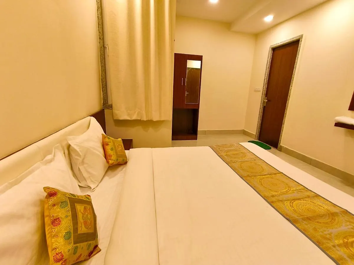 Hotel Veer Palace Near Udaipole Udaipur